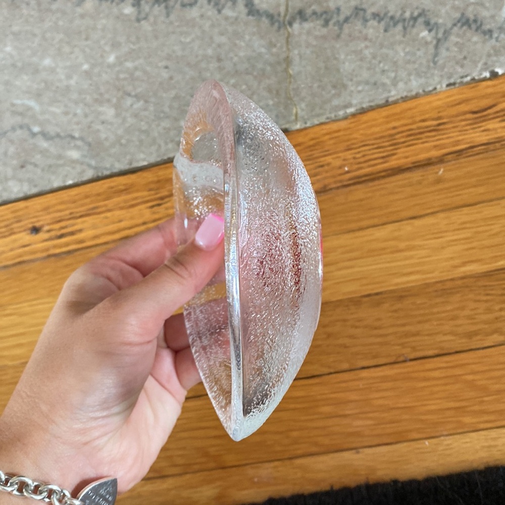 Brighton Heart Glass Bowl - Picture 2 of 4